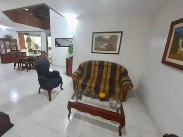 ¡OPORTUNIDAD! APARTAMENTO DÚPLEX EN EL POBLADO – MEDELLÍN
