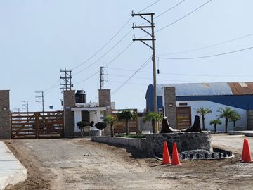 VENTA DE TERRENO  PLAYA LOBOS ASIA