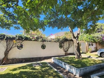 Casa en Venta en La Floresta, Ajijic.		$9,100,000