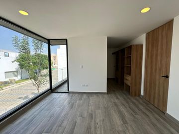 Casa en venta en Parque Veracruz, Lomas de Angelopolis, Puebla.