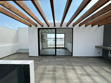 Casa en venta en Parque Veracruz, Lomas de Angelopolis, Puebla.