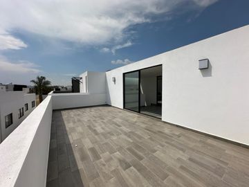 Casa en venta en Parque Veracruz, Lomas de Angelopolis, Puebla.