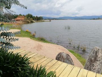 CABAÑA EN VENTA EN EL FRACC EL REMANSO TAPALPA, JALISCO , AMUEBLADA