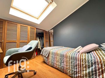 VENDO CÓMODA Y AMPLIA CASA EN LA REINA