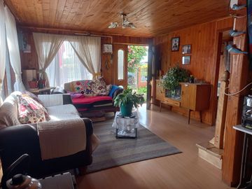 VENTA CASA AVENIDA MAULLIN
