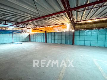 Venta De Local Comercial En Av Agenlica Gamarra 6,475M2 En Los Olivos