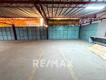 Venta De Local Comercial En Av Agenlica Gamarra 6,475M2 En Los Olivos