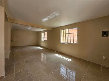 ¡Casa en Venta en Zinacantepec, Estado de México! A solo 5 minutos de Hacienda Barbabosa!