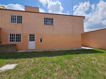 ¡Casa en Venta en Zinacantepec, Estado de México! A solo 5 minutos de Hacienda Barbabosa!