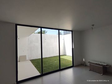 VENTA CASA Nueva de 4 Recámaras ACABADOS DE LUJO en Las Fuentes Te Espera