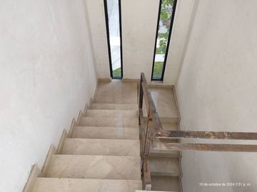 VENTA CASA Nueva de 4 Recámaras ACABADOS DE LUJO en Las Fuentes Te Espera