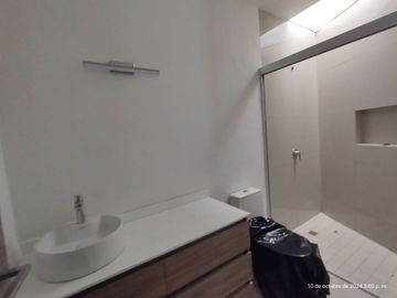 VENTA CASA Nueva de 4 Recámaras ACABADOS DE LUJO en Las Fuentes Te Espera