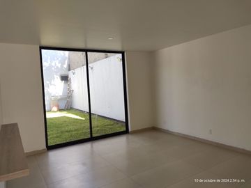 VENTA CASA Nueva de 4 Recámaras ACABADOS DE LUJO en Las Fuentes Te Espera