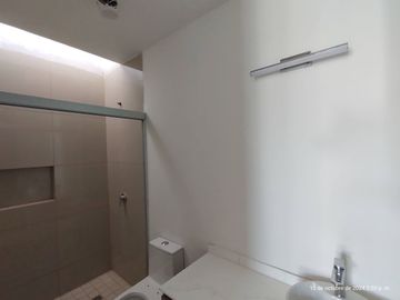 VENTA CASA Nueva de 4 Recámaras ACABADOS DE LUJO en Las Fuentes Te Espera