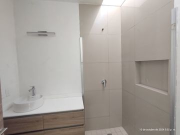 VENTA CASA Nueva de 4 Recámaras ACABADOS DE LUJO en Las Fuentes Te Espera