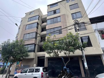 SE VENDE DEPARTAMENTO EN LINCE