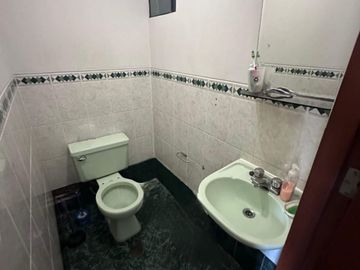 SE VENDE DEPARTAMENTO EN LINCE