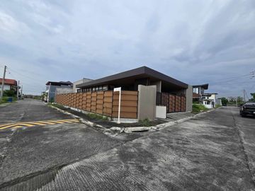 288 sqm Corner lot with 3 Bedroom Bungalow House for SALE near SM Telabastagan Pampanga