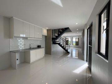 For Sale: 3-Sty BNew House & Lot, Monteverde Royale Ph 3 Taytay, P10.4M