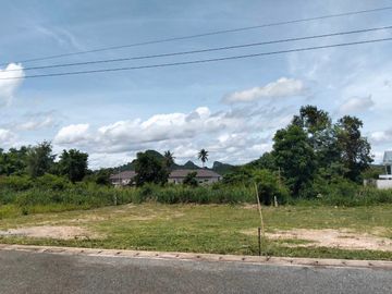 Land for Sale in Bang Saray Eastside, Beautiful mountain view.