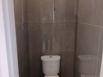 For Sale: 3-Sty House & Lot in Alabang West Subd., Las Pinas, P89.5M