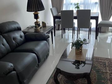 For Sale: 3BR Unit in Uptown Parksuites Tower 1, Uptown BGC, P21M