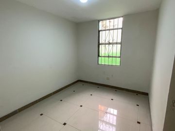 Venta Casa de 3 Pisos en Carabayllo, Sta. Isabel 283m2 de Construcción
