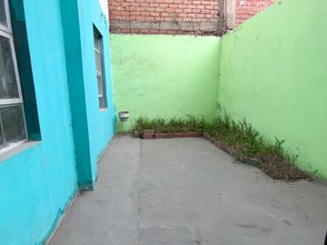 Venta Casa de 3 Pisos en Carabayllo, Sta. Isabel 283m2 de Construcción
