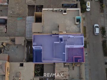 Venta Casa de 3 Pisos en Carabayllo, Sta. Isabel 283m2 de Construcción