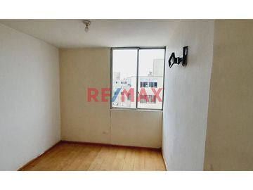 Excelente Oportunidad - Departamento En Venta - Urb. Parques Del Agustino