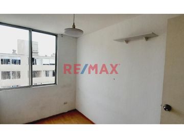 Excelente Oportunidad - Departamento En Venta - Urb. Parques Del Agustino