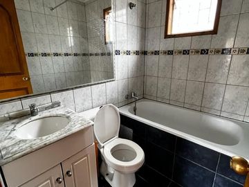 Concón Sur, linda casa, 3 dormitorios, 1 baño, 290 M2