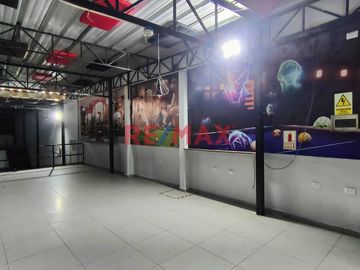 Vendo Local Comercial - 244M2 - A Una Cuadra De La Plaza De Armas De Laredo - 1104278