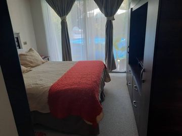 VENTA AMPLIA CASA, ENTORNO NATURAL ALTO MACUL