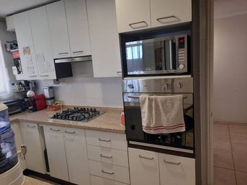 VENTA AMPLIA CASA, ENTORNO NATURAL ALTO MACUL