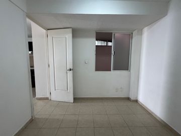 Casa en VENTA a unos pasos de la Federación Mexicana de Fútbol en Toluca