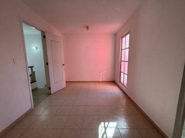 Casa en VENTA a unos pasos de la Federación Mexicana de Fútbol en Toluca
