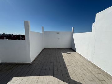 Casa en VENTA a unos pasos de la Federación Mexicana de Fútbol en Toluca