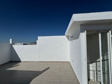 Casa en VENTA a unos pasos de la Federación Mexicana de Fútbol en Toluca