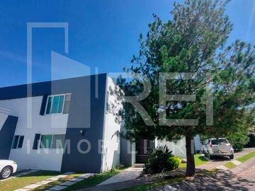 VENTA RESIDENCIA EN ESQUINA, DIANA NATURA RESIDENCIAL, ZAPOPAN