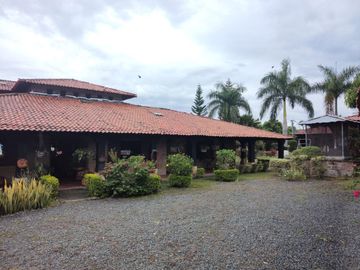 EN VENTA FINCA BUGA CORREGIMIENTO EL VINCULO  RECREACION O TURISTICO