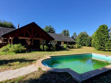Casa con Acceso al Río Angachilla Sector Las Gaviotas