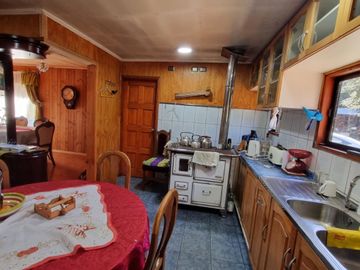 Casa con Acceso al Río Angachilla Sector Las Gaviotas
