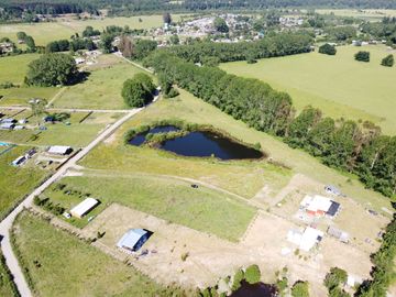 Parcela con laguna y acceso al Río Calle Calle
