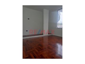 Venta De Departamento En 2 Segundo Piso San Miguel