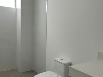 SE VENDE DPTO EN SURCO
