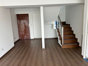 SE VENDE DPTO EN SURCO