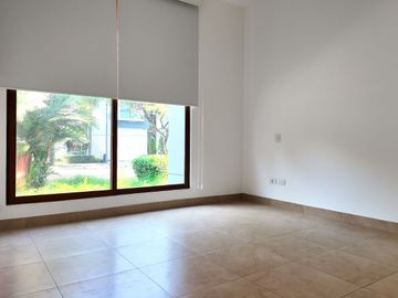 Urb. Arrecife Casa en venta  Isla Mocoli oportunidad