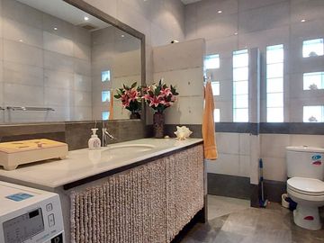 Nice and well-maintained house in the charming area of Siam Home Group in Chakpong