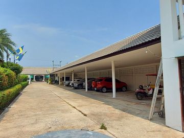 Nice and well-maintained house in the charming area of Siam Home Group in Chakpong